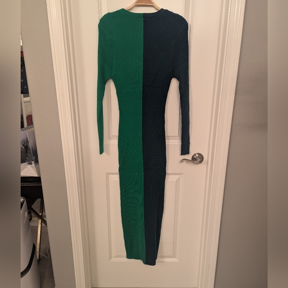 Pinkblush Colorblock Ribbed Button Down Dress - Picture 5 of 8